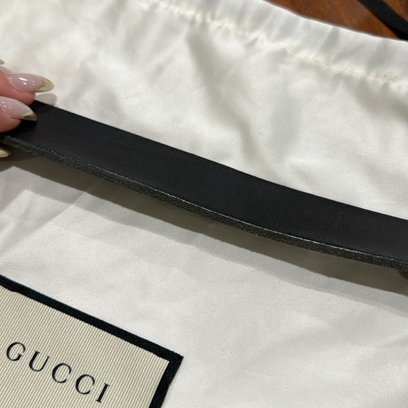BLACK LEATHER GUCCI BELT WITH DOUBLE G BUCKLE - Picture 4 of 9